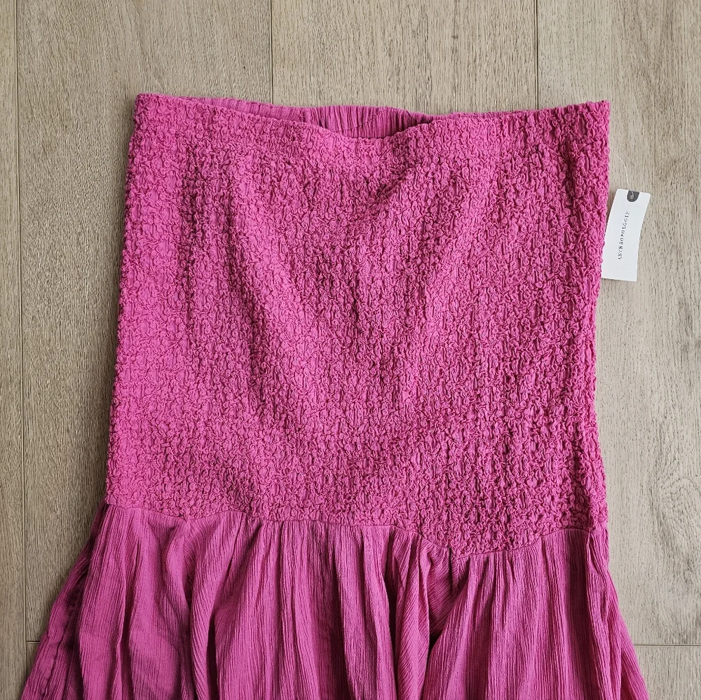 Elegant Pink Strapless Dress - Picture 9 of 11